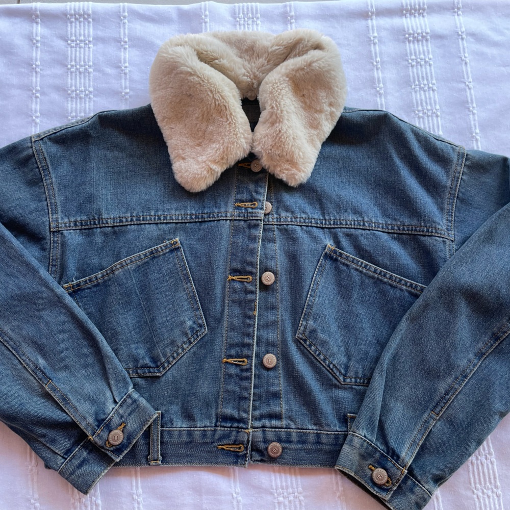 Highway Jeans Blue Cropped Denim Jacket with Cream Faux Fur Collar